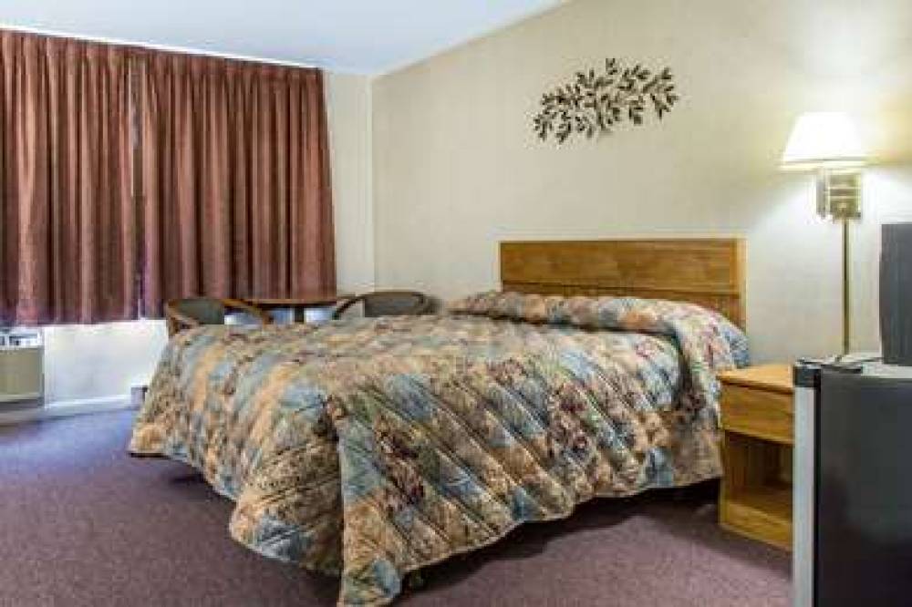 Rodeway Inn Waterford - New London 8