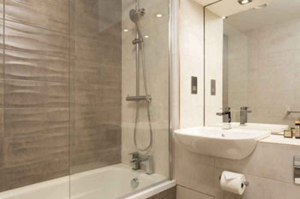 ROOMZZZ LONDON STRATFORD 10