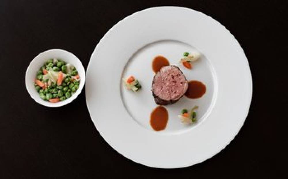 ROYAL CHAMPAGNE HOTEL AND SPA 10