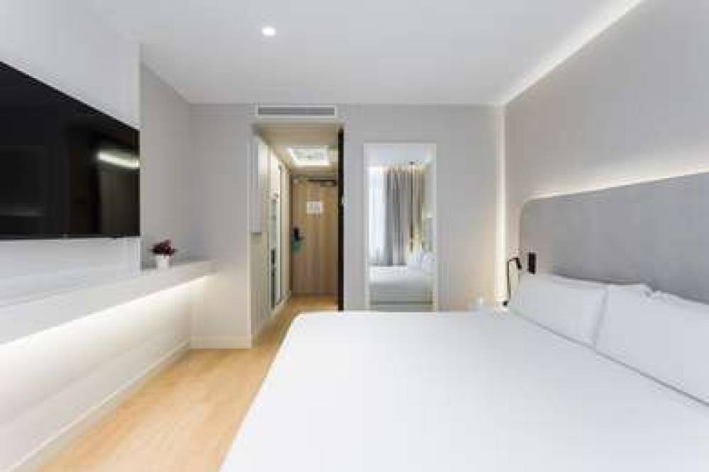 ROYAL RAMBLAS HOTEL 3