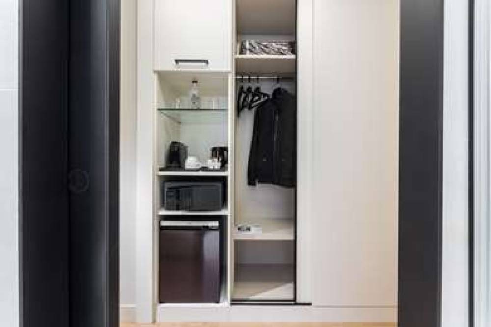 ROYAL RAMBLAS HOTEL 4