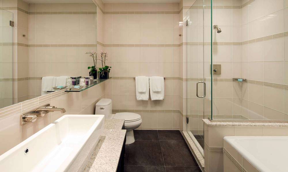 ROYALTON PARK AVENUE 8