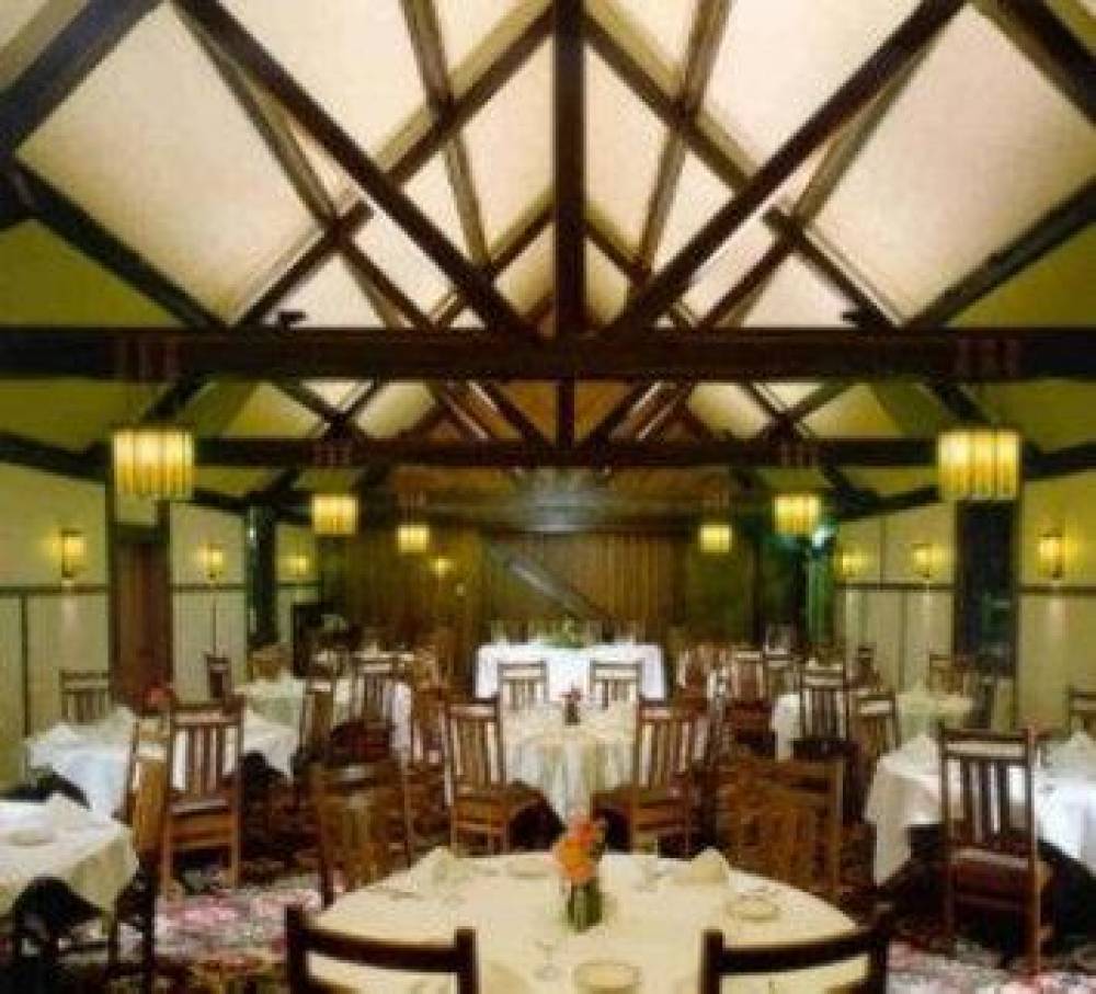 ROYCROFT INN 2