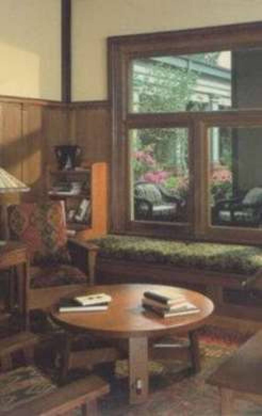 ROYCROFT INN 5