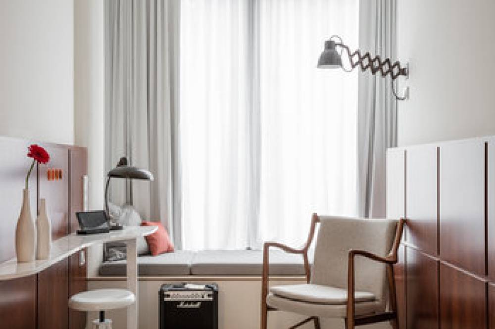 RUBY LILLY HOTEL BY IHG 10