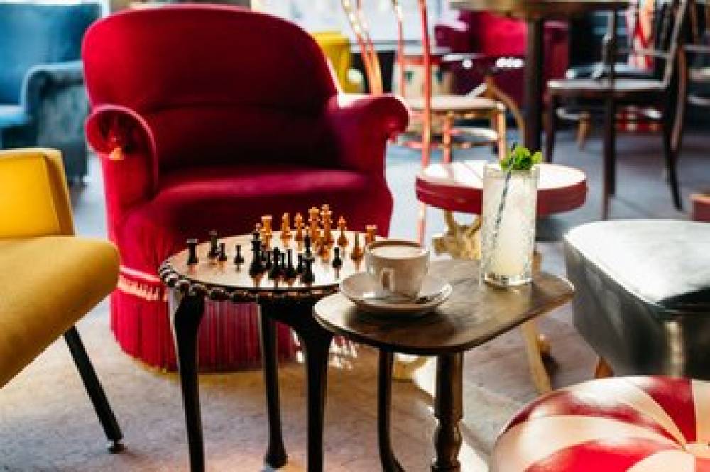 RUBY LUCY HOTEL LONDON 3