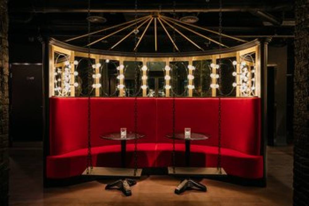 RUBY LUCY HOTEL LONDON 4