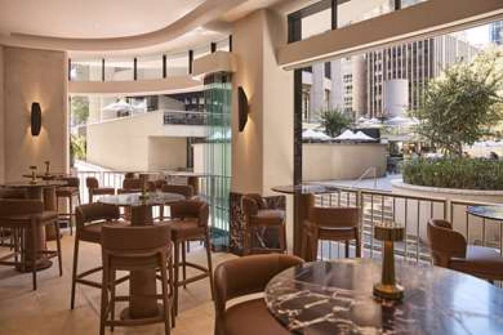 RYDGES AUSTRALIA SQUARE 7