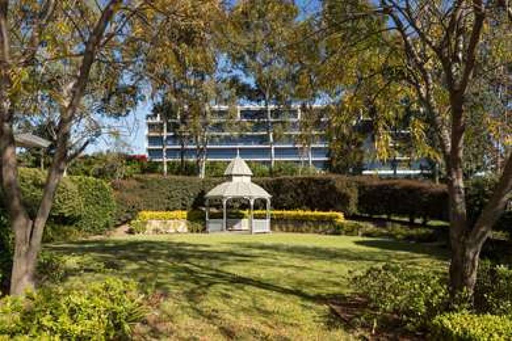 RYDGES NORWEST SYDNEY 5
