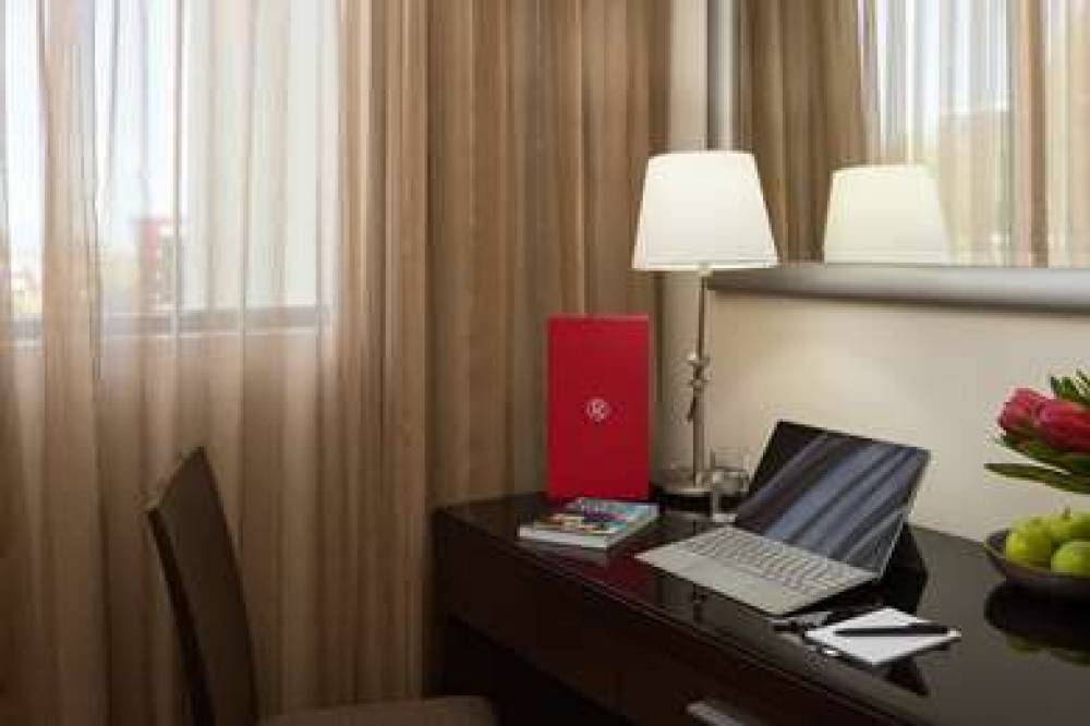 RYDGES NORWEST SYDNEY 8