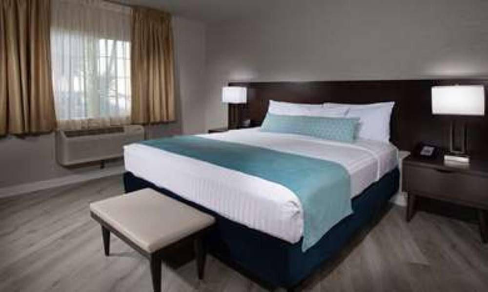 Safari Inn A Coast Hotel 3