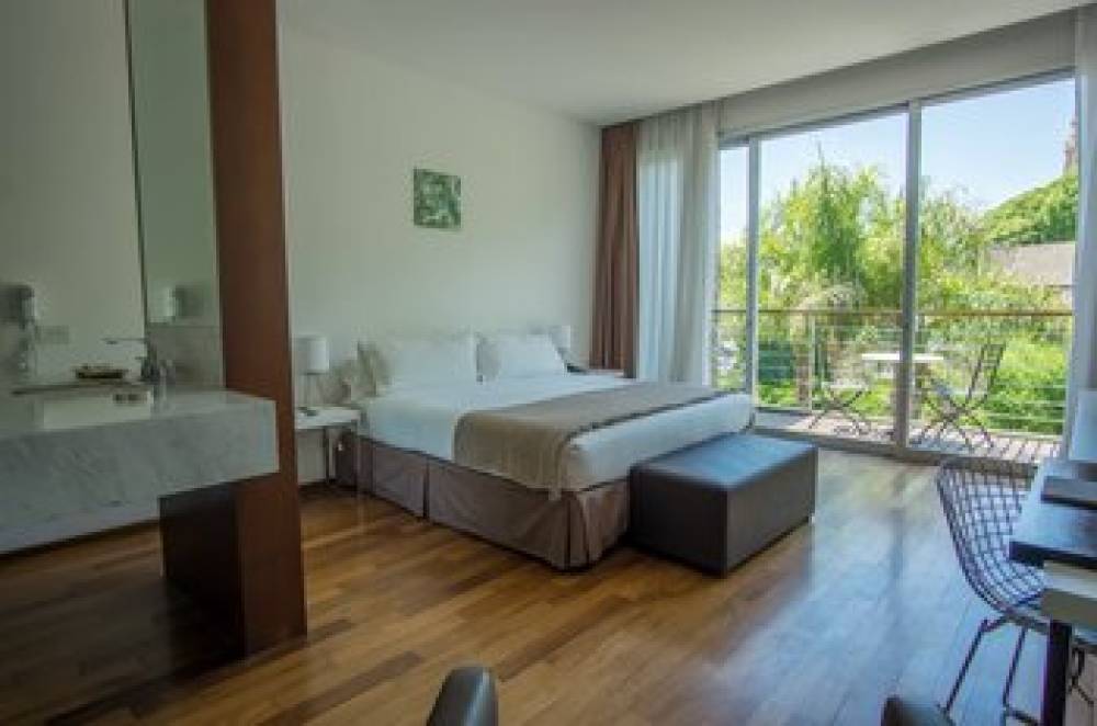 SAN ISIDRO PLAZA HOTEL 8