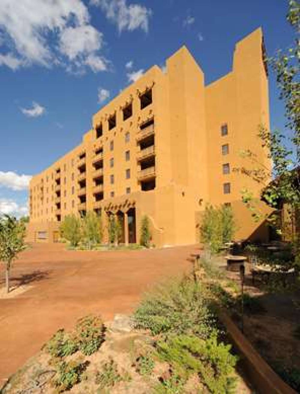Santa Claran Hotel