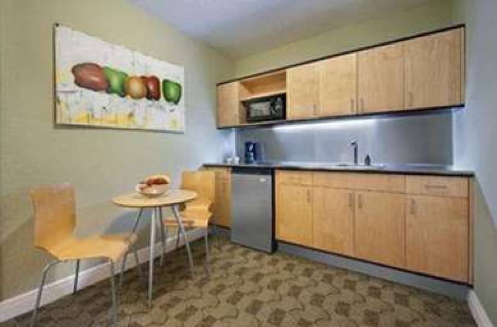 SBH - South Beach Hotel 9