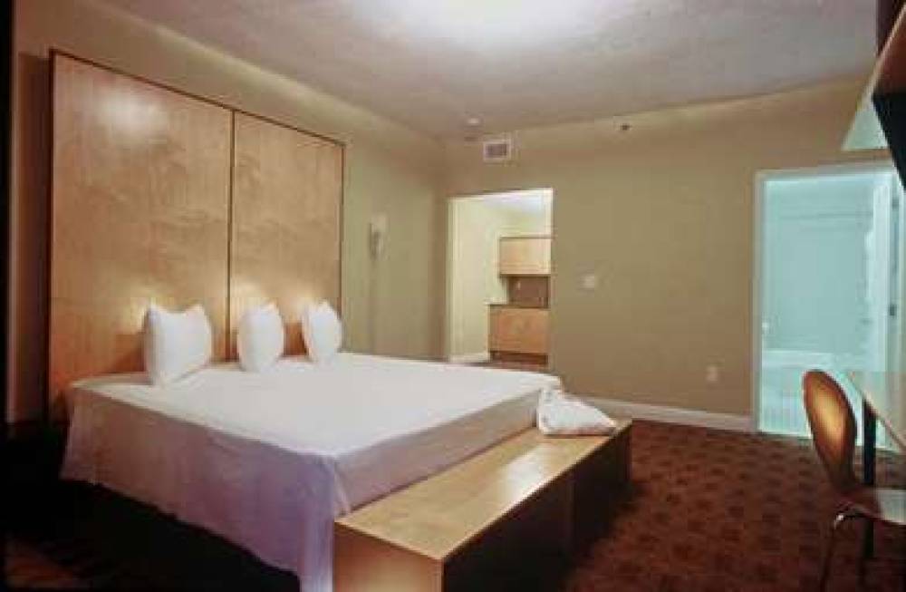 SBH - South Beach Hotel 4