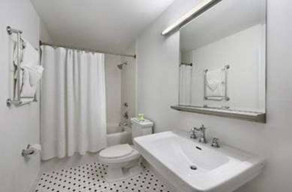 SBH - South Beach Hotel 10