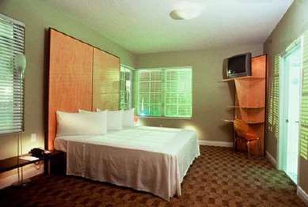 SBH - South Beach Hotel 3