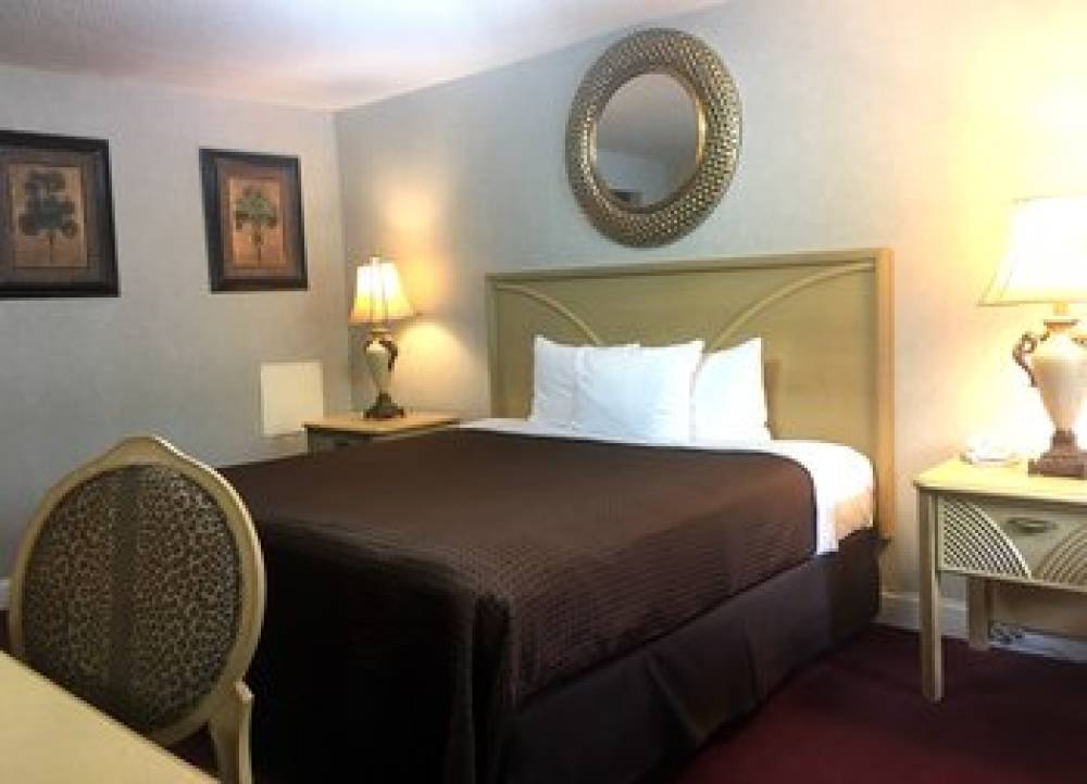 Scottish Inns And Suites 10