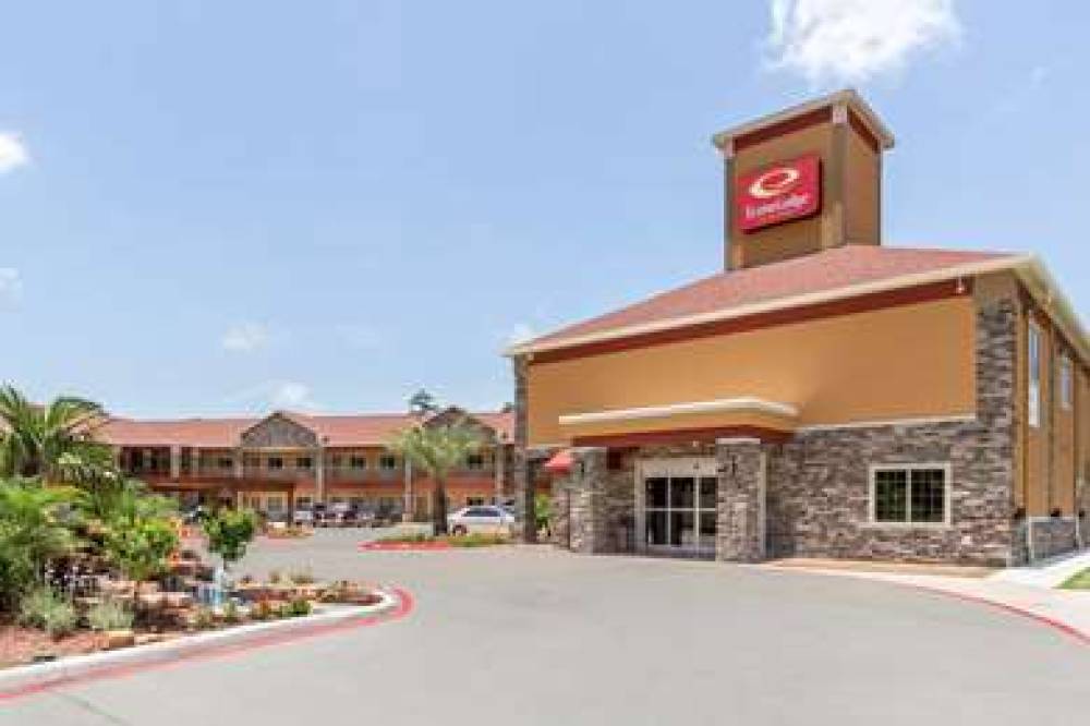 Scottish Inns And Suites