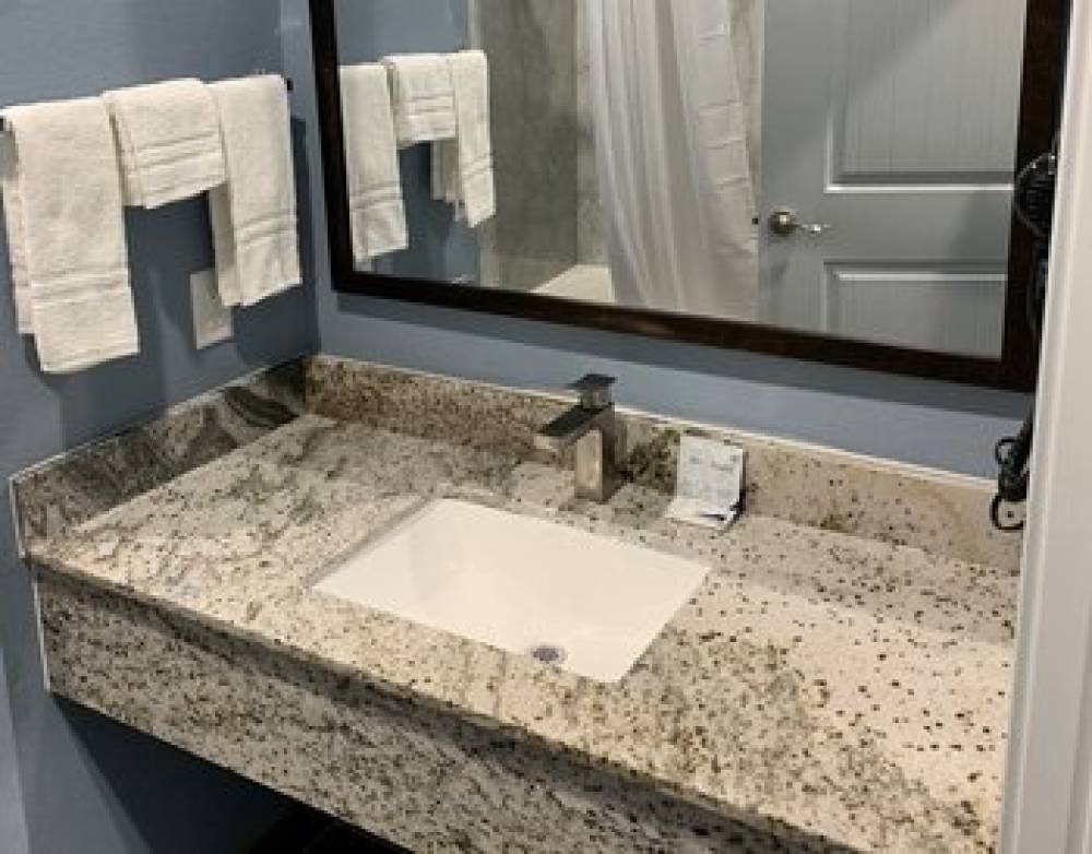 SCOTTISH INNS AND SUITES 8