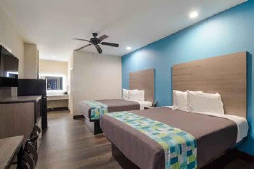 SCOTTISH INNS AND SUITES 4
