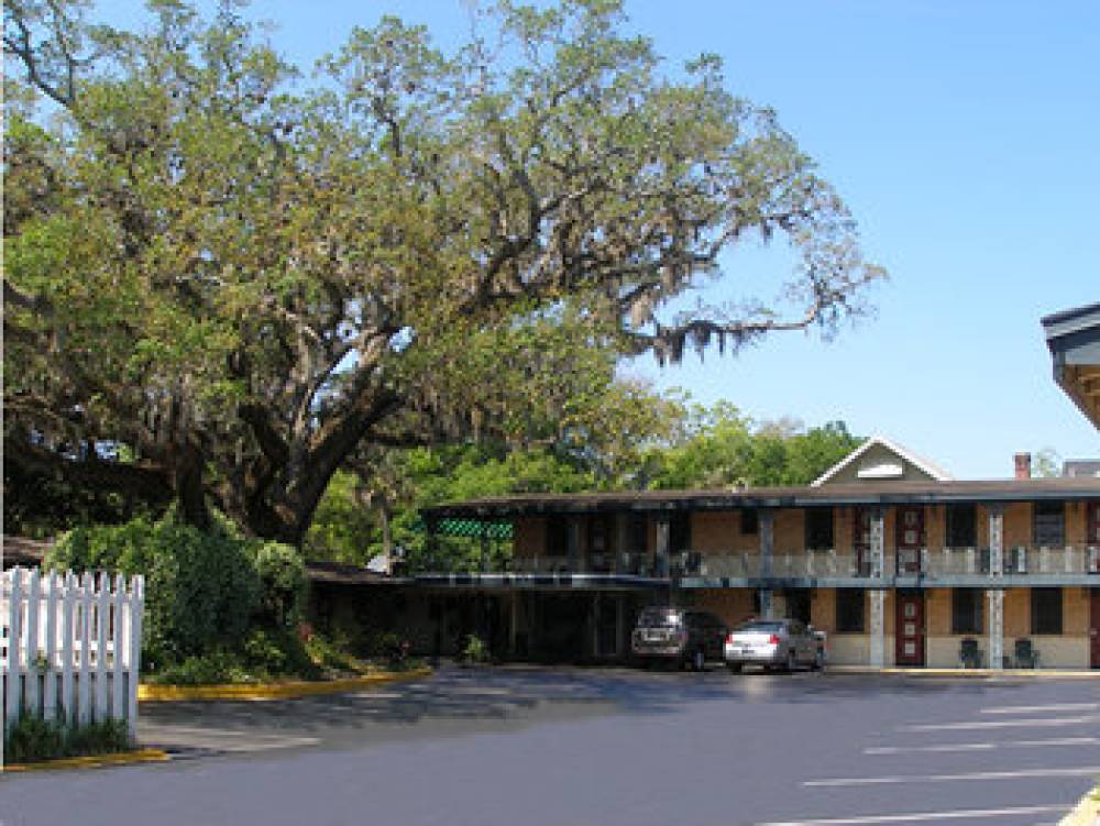 SCOTTISH INNS SAN MARCO AVE 3