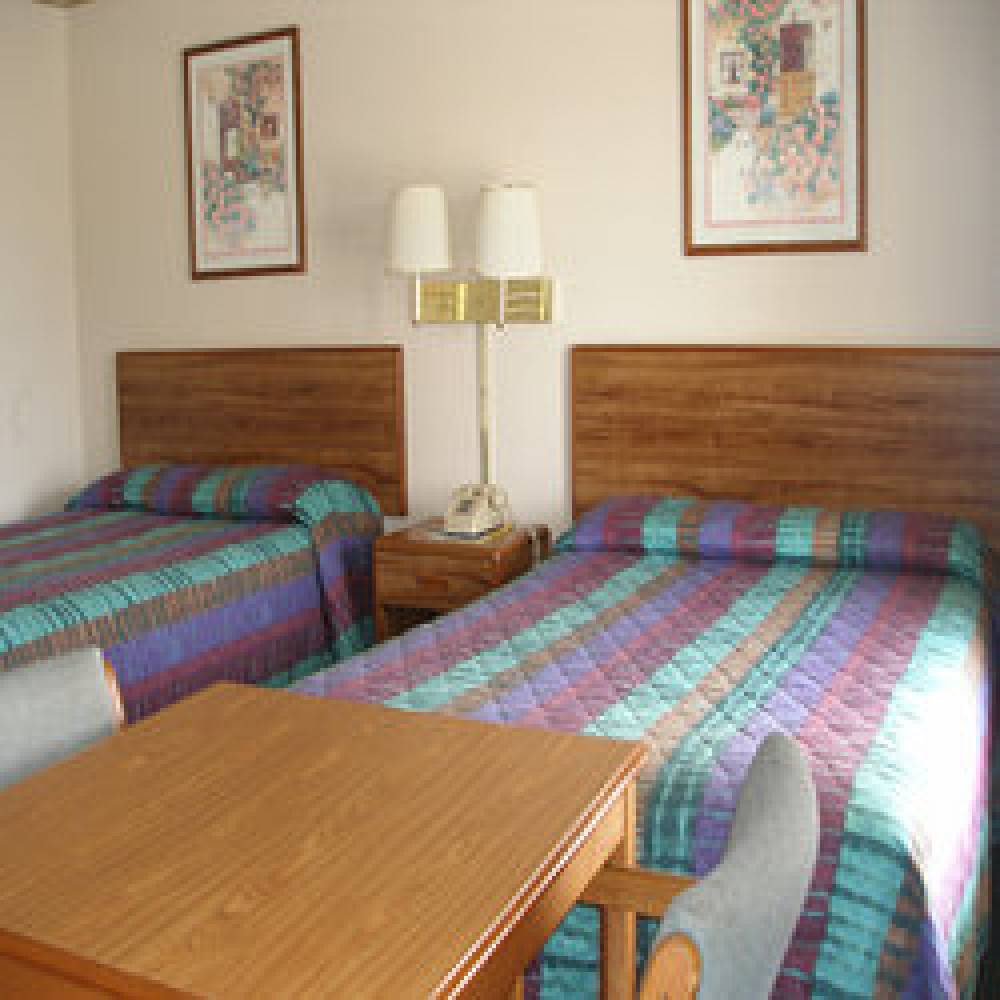 SCOTTISH INNS TROY 5