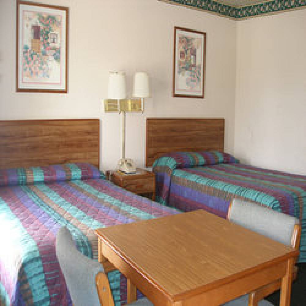 SCOTTISH INNS TROY 6