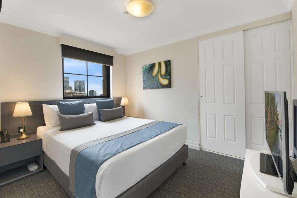 Seasons Harbour Plaza - Sydney 8