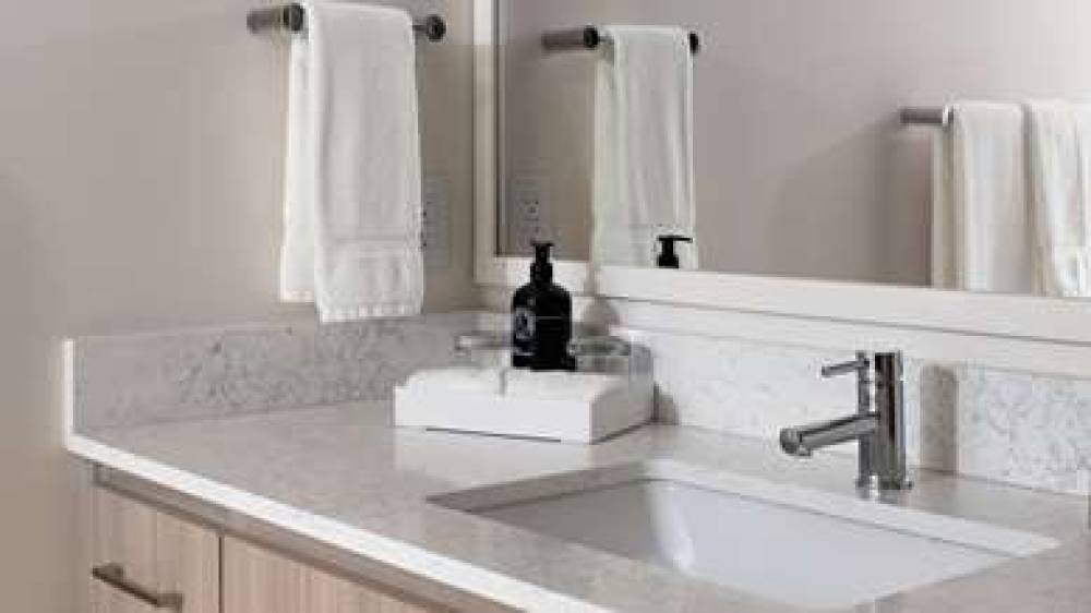 Sentral Alloy Midtown 8