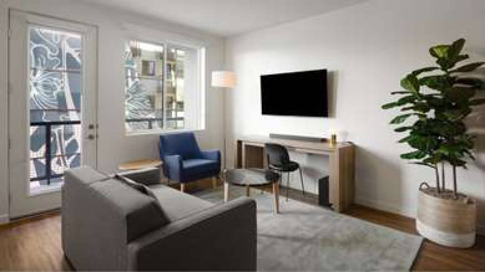 Sentral Alloy Midtown 6