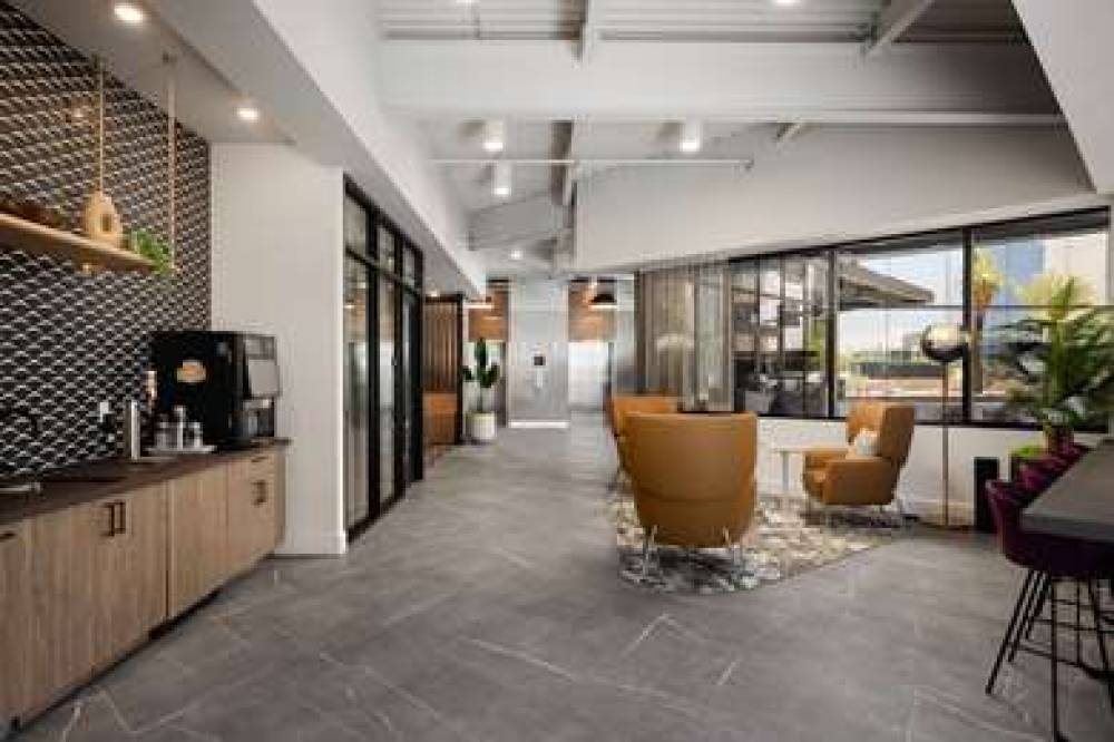 Sentral Alloy Midtown 4