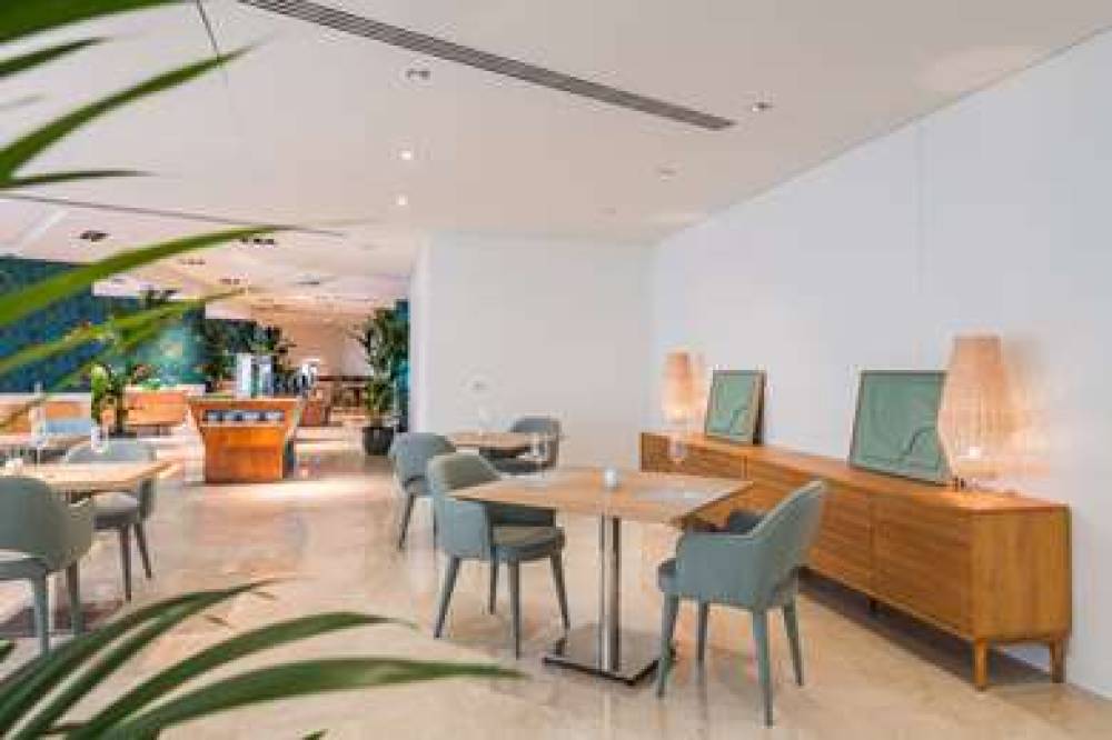 Sesimbra Oceanfront Hotel 3