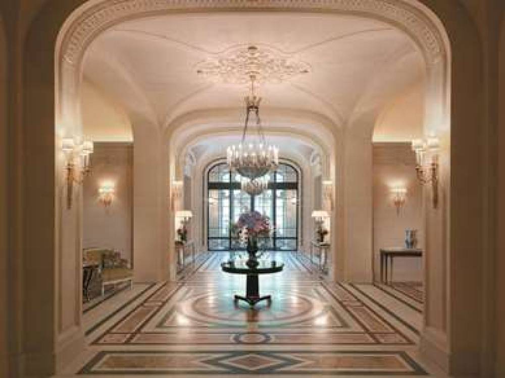 SHANGRI LA PARIS 4