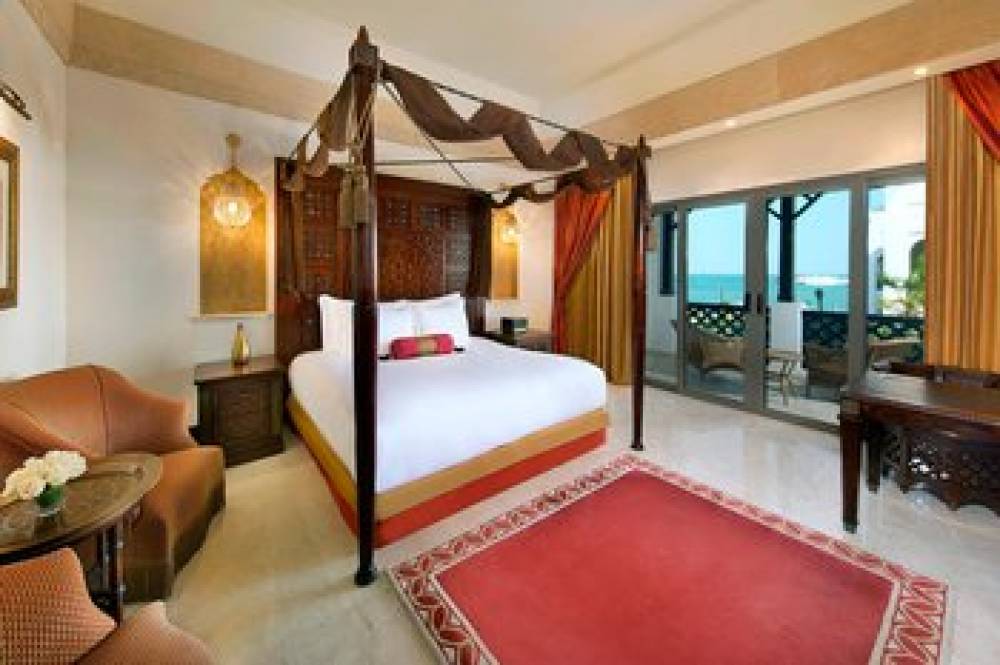 Sharq Village And Spa 6