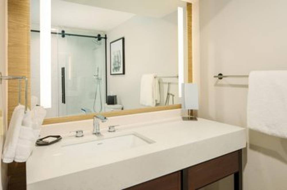Sheraton Detroit Metro Airport 10