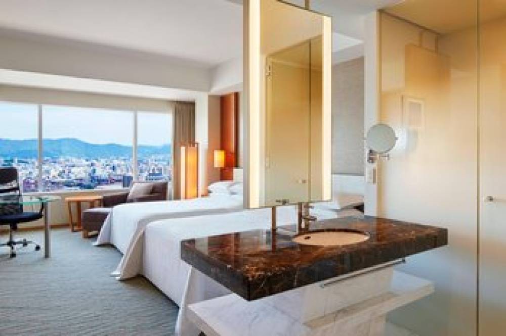 Sheraton Grand Hiroshima Hotel 10