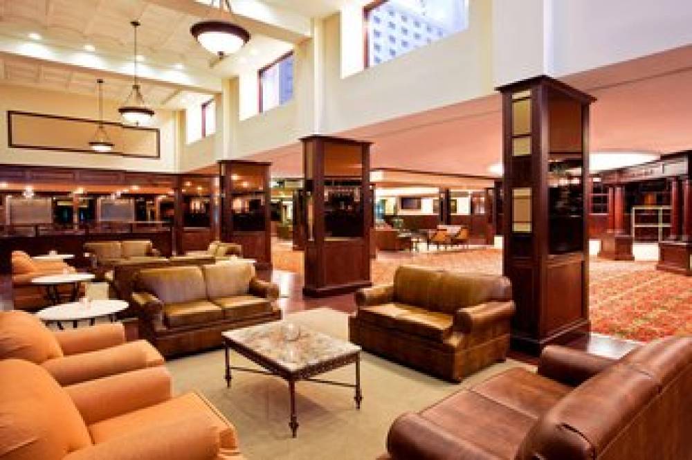Sheraton Greensboro At Four Seasons 5