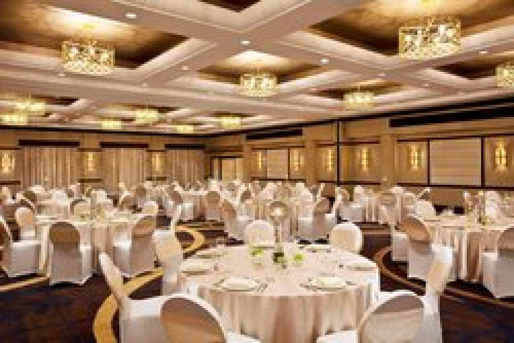 Sheraton LaGuardia East Hotel 10
