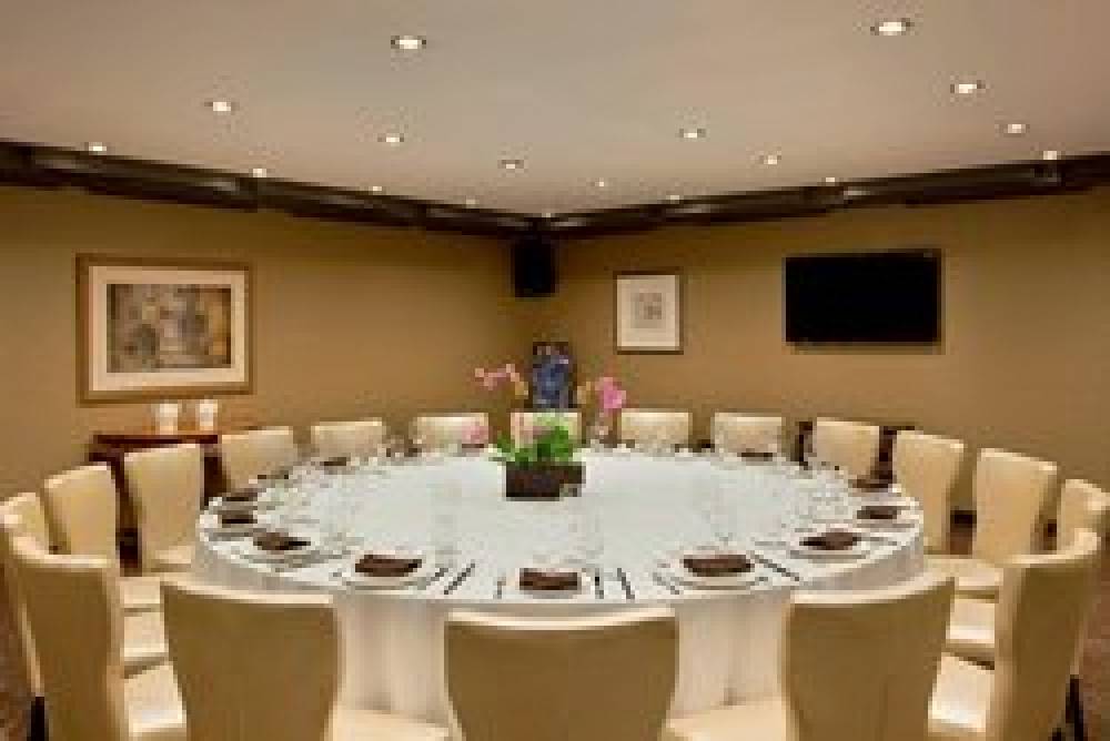 Sheraton LaGuardia East Hotel 3