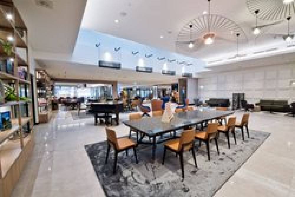 Sheraton Laval Hotel 8
