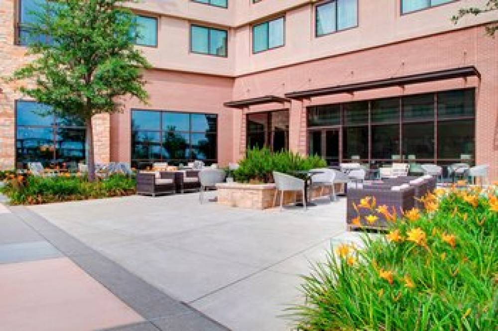 Sheraton McKinney Hotel 9