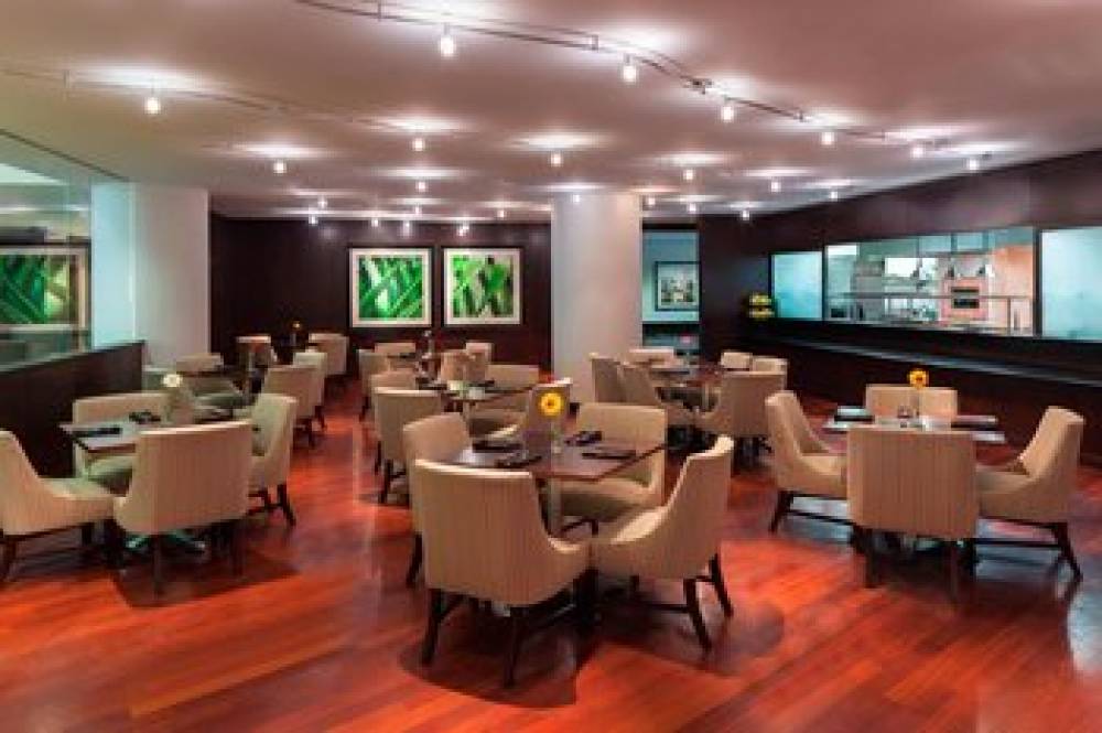 Sheraton Metairie-New Orleans Hotel 1