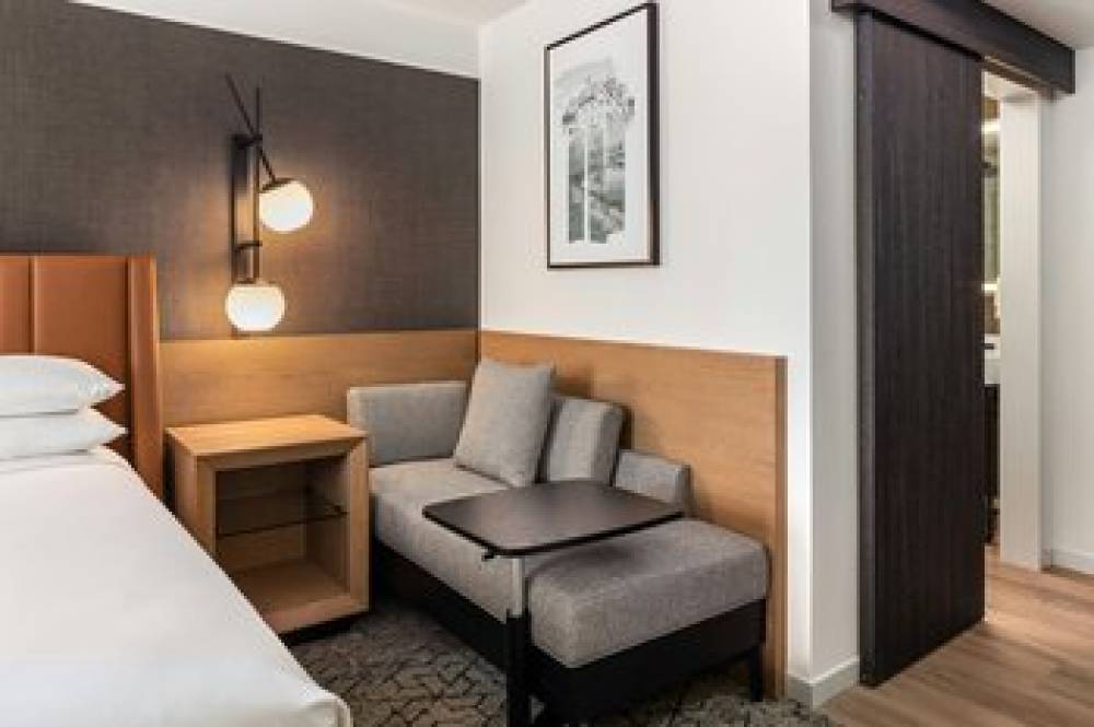 SHERATON MINNEAPOLIS DOWNTOWN 5