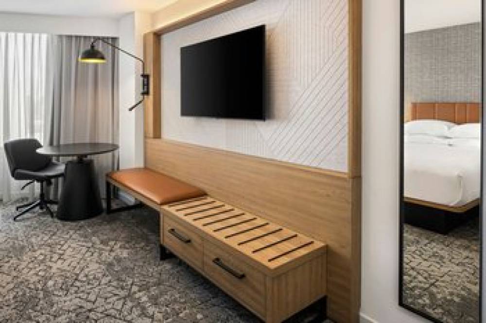 SHERATON MINNEAPOLIS DOWNTOWN 2