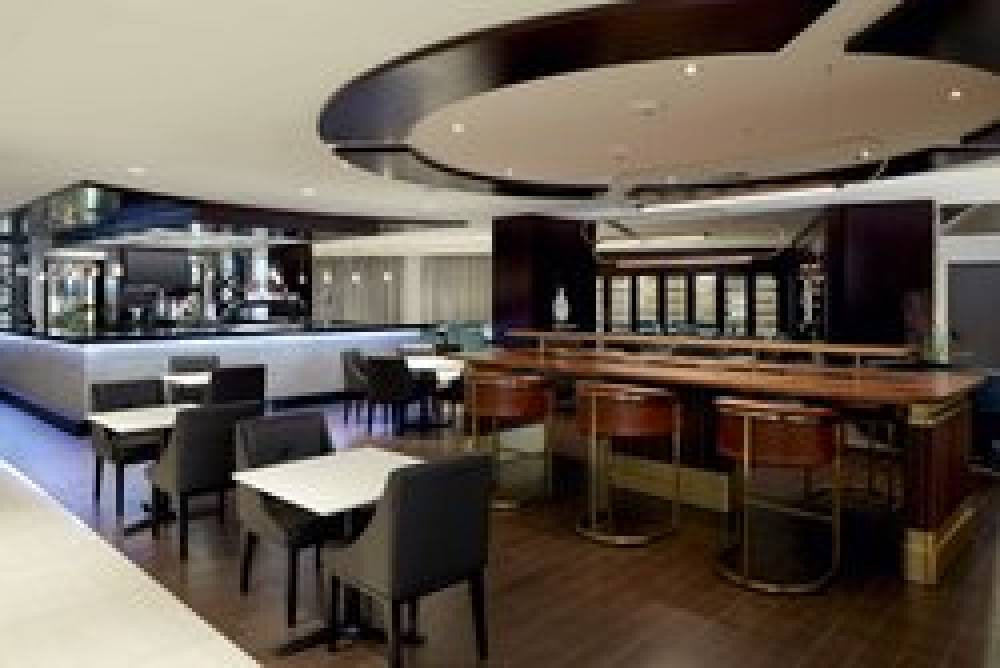 Sheraton Montreal Airport Hotel 6