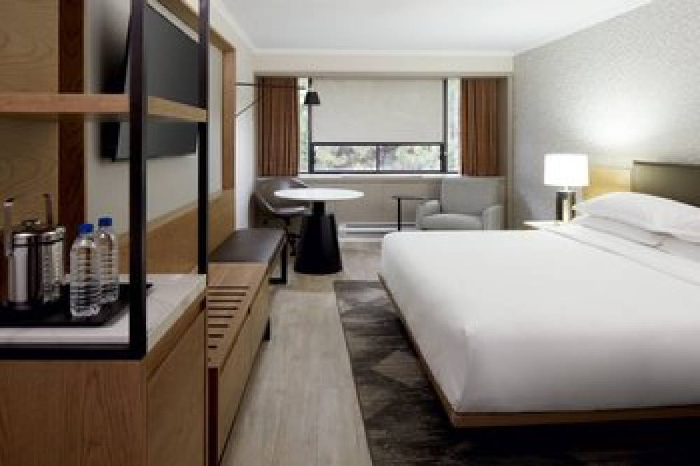 Sheraton Montreal Airport Hotel 5