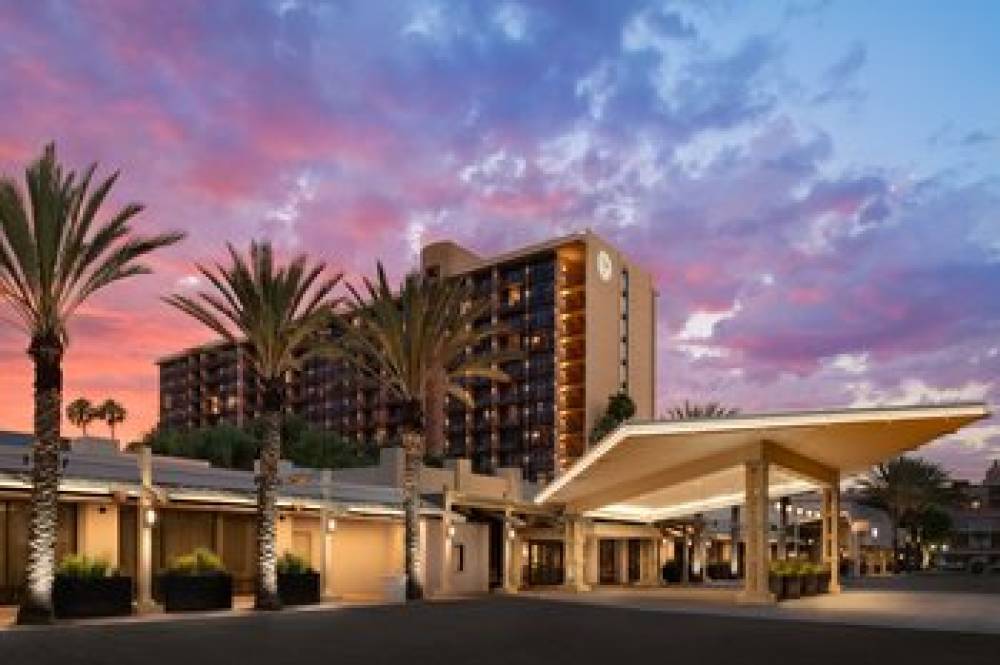Sheraton Park Hotel At The Anaheim Resort 2