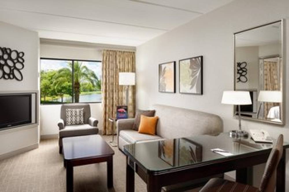 Sheraton Suites Orlando Airport 6