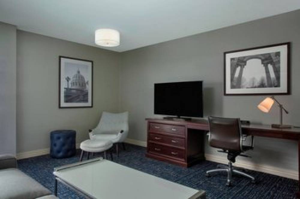 Sheraton Suites Philadelphia Airport 9